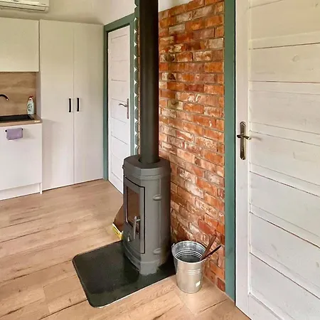 Nyaraló 1 Bedroom Cozy In *